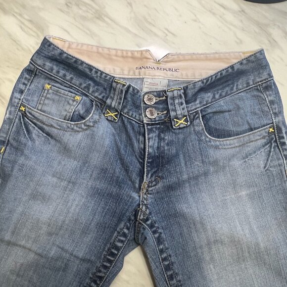 Banana Republic Jeans Double Buttons, Flap Pockets, Wide Leg - yellow accents 4 - Picture 7 of 11